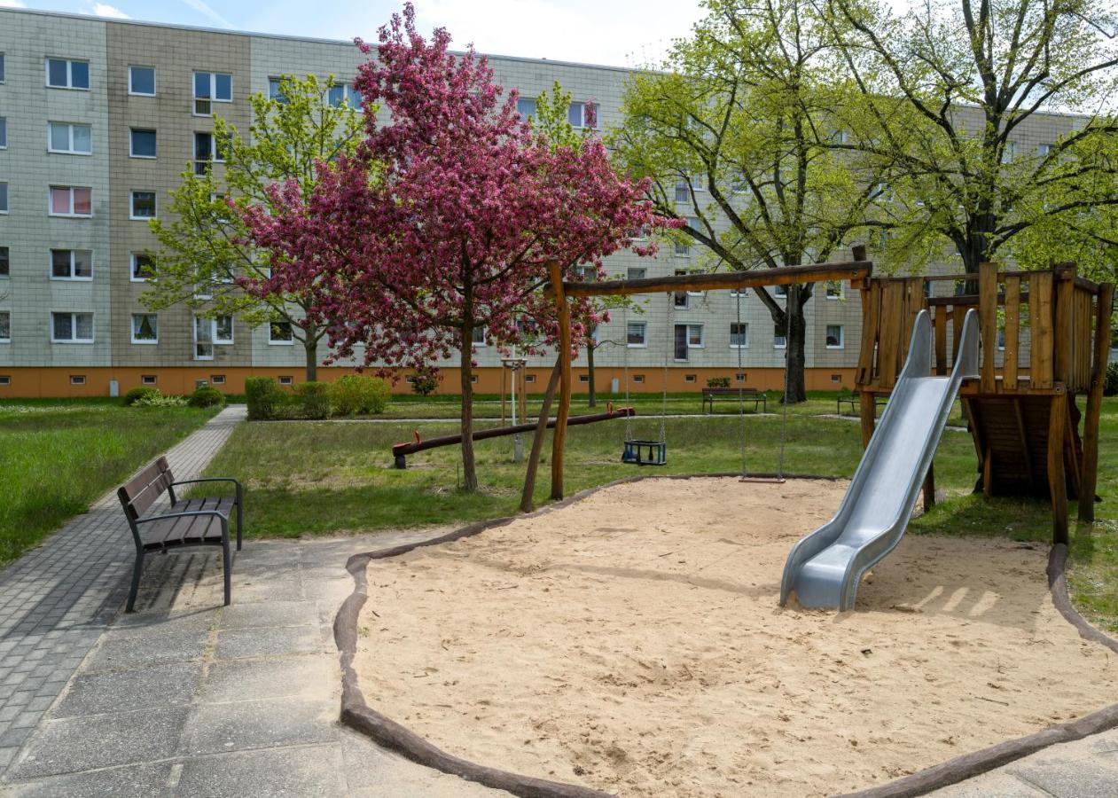 Zentrumsnahe Leipzig-Apartments, Nahe Ufz Und Bmw Inkl Parkplatz Und Fahrraeder Exterior foto